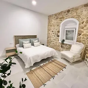 Apartamento Casa Abuela Ana I Aparcamiento Privado En La Puerta, Alcalá de los Gazules